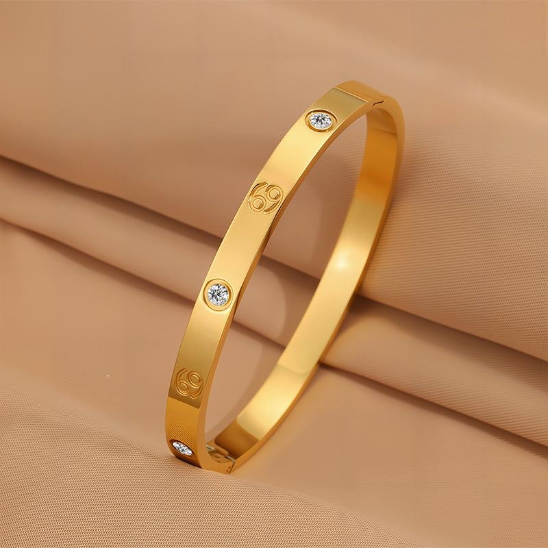 Stack Bracelet Set